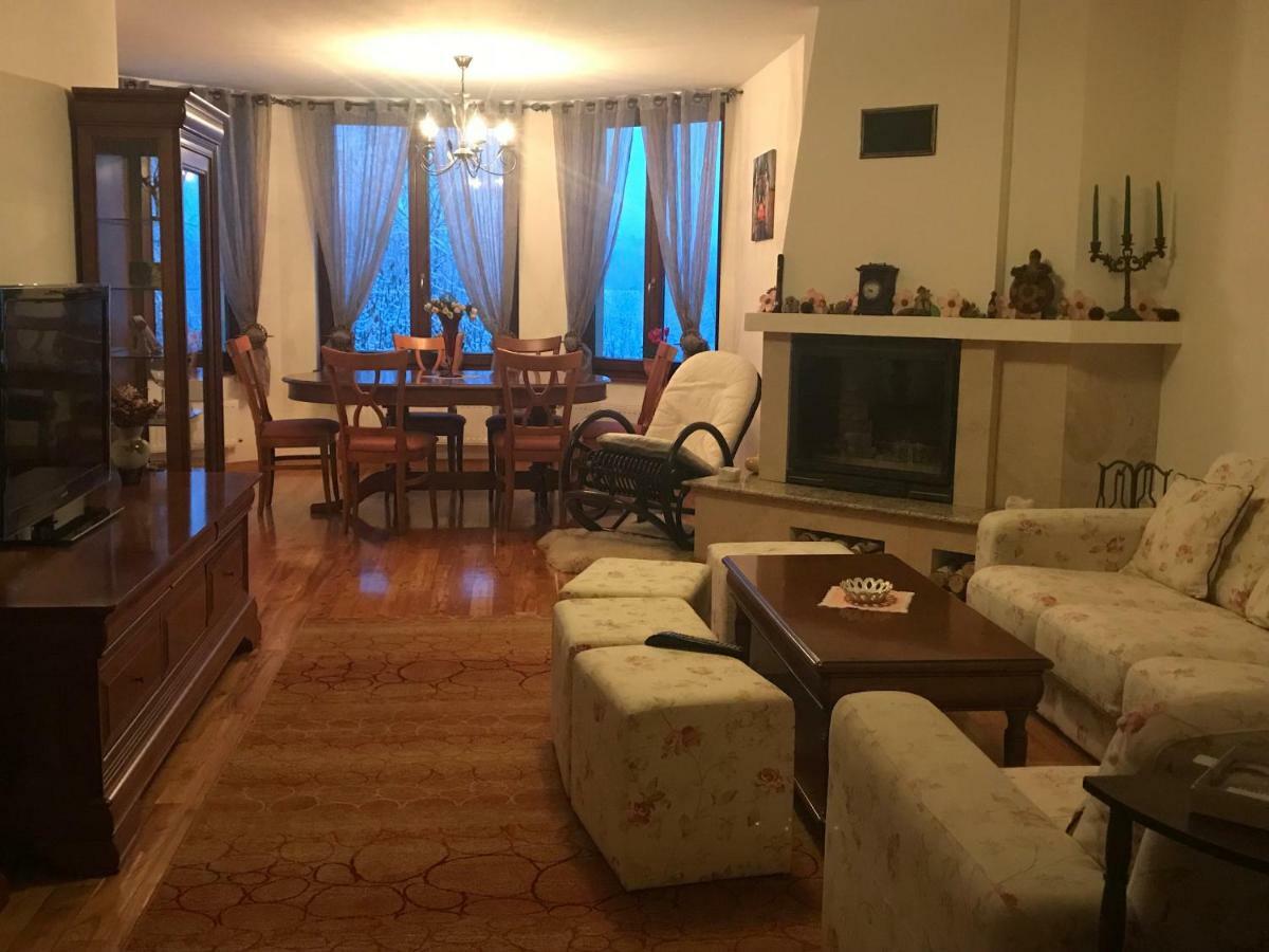 Trovanti Apartment Feleacu 外观 照片